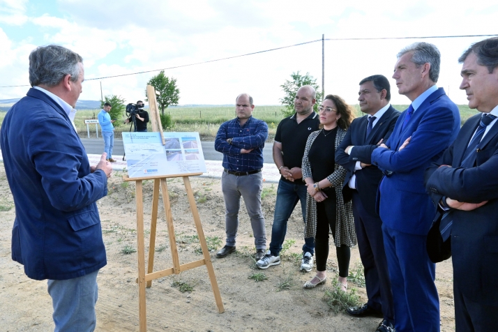 Foto 1 - Castilla y León reforzará 8.800 kilómetros de la Red Autonómica de Carreteras