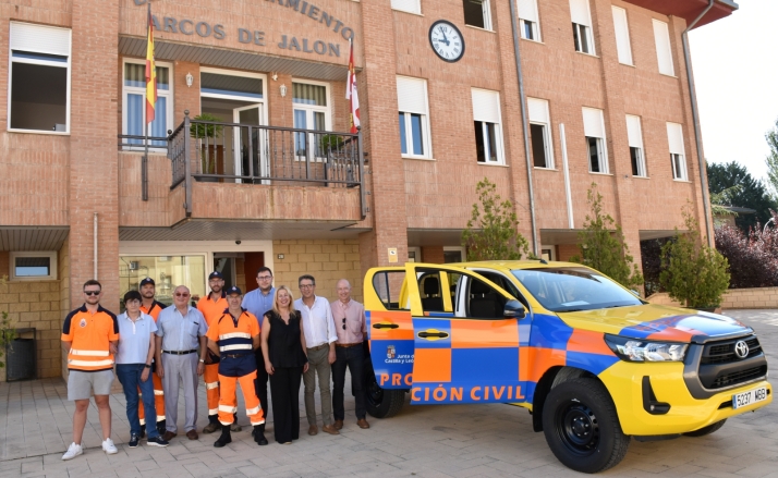Foto 2 - La Junta entrega un vehículo a la Agrupación de Voluntarios de Protección Civil de Arcos de Jalón