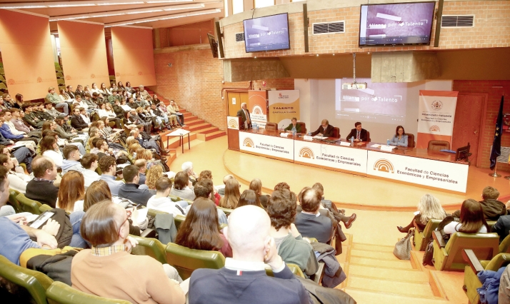 Con 348 M€, Castilla y León avanza en la Estrategia de Talento y la adhesión de CEOE y la participación de las universidades