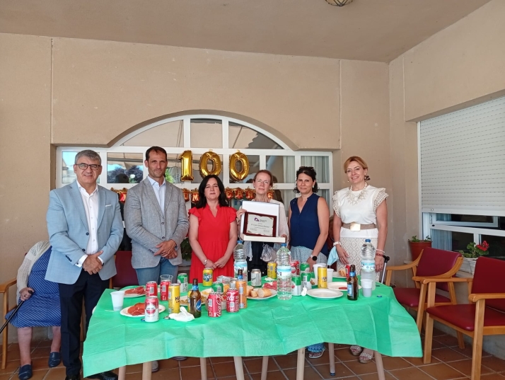 Casto Gamarra, el agricultor de Berlanga que so&ntilde;aba con ser cantante, cumple un siglo de vida | Imagen 1