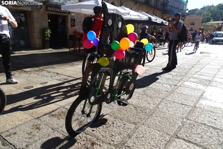 GALER&Iacute;A | Ciclismo, soledado y en familia, este domingo en la capital