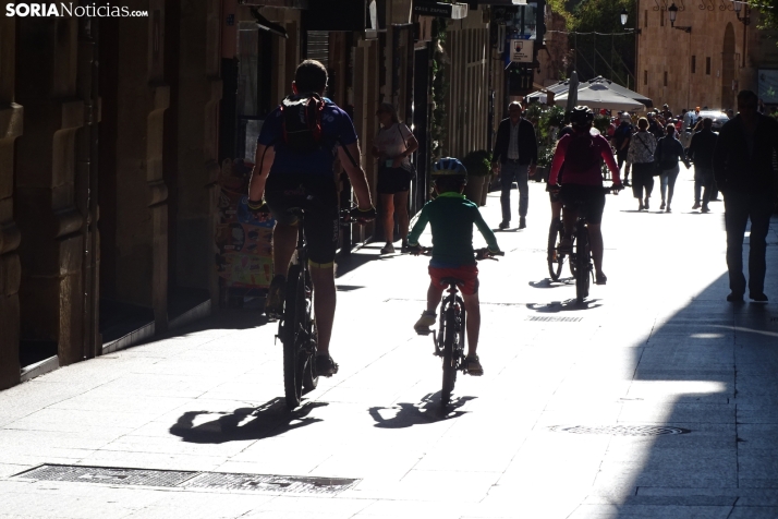 GALER&Iacute;A | Ciclismo, soledado y en familia, este domingo en la capital