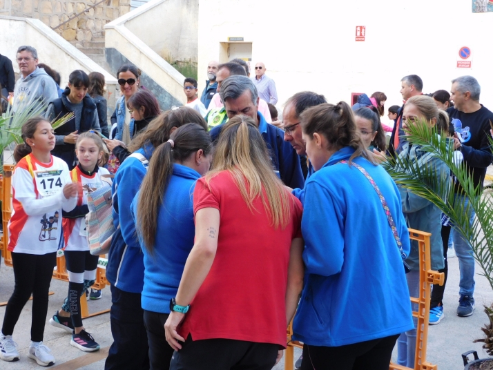 En im&aacute;genes: M&aacute;s de un centenar de j&oacute;venes participan en la Carrera del Pilar