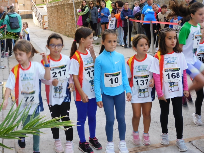 En im&aacute;genes: M&aacute;s de un centenar de j&oacute;venes participan en la Carrera del Pilar