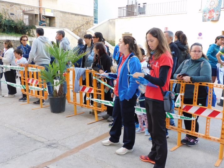 En im&aacute;genes: M&aacute;s de un centenar de j&oacute;venes participan en la Carrera del Pilar