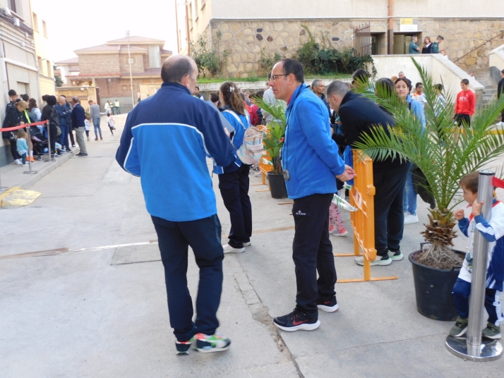 En im&aacute;genes: M&aacute;s de un centenar de j&oacute;venes participan en la Carrera del Pilar