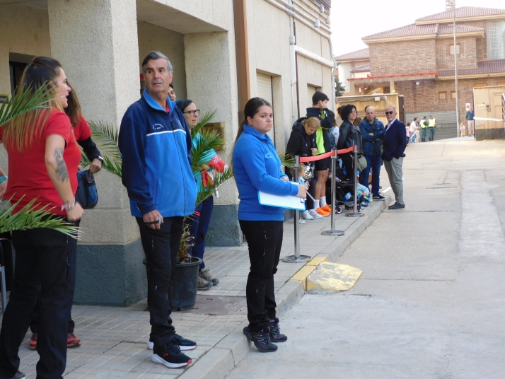 En im&aacute;genes: M&aacute;s de un centenar de j&oacute;venes participan en la Carrera del Pilar