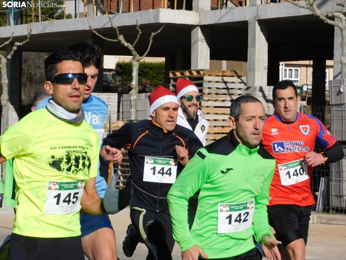 EN FOTOS | Golmayo se adelanta a las fiestas con su divertida carrera por relevos de Navidad