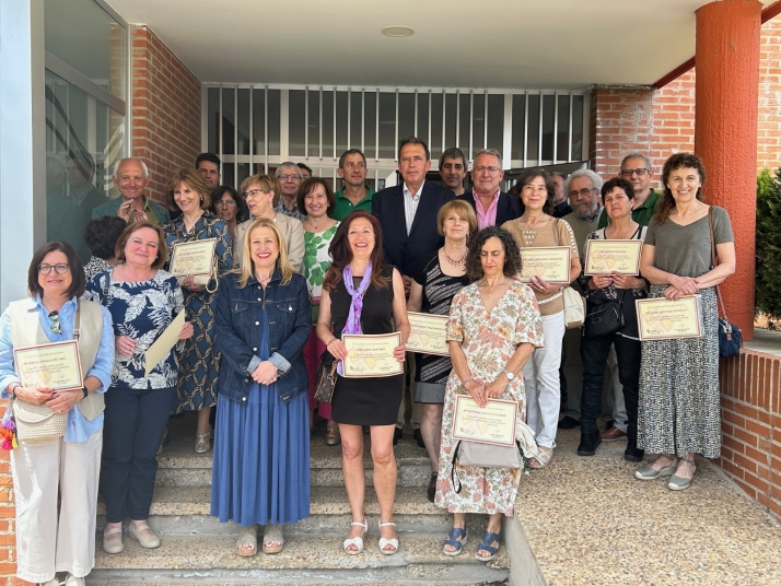 Foto 1 - Castilla y León homenajea a 32 docentes que se jubilan en Soria durante este curso