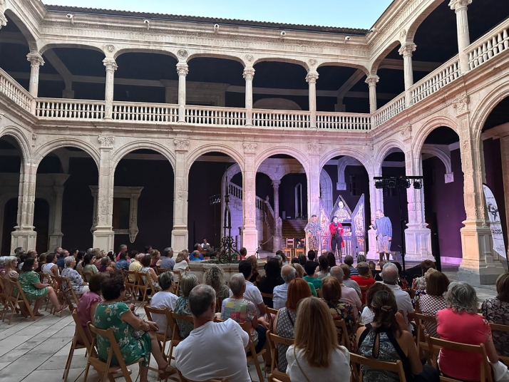 Foto 1 - El festival 'Escenario Patrimonio Castilla y León' llega a su fin tras recorrer 63 localidades y entretener a más de 10.500 asistentes