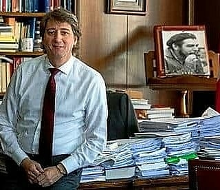Vox Soria critica que una foto del Che Guevara &quot;presida&quot; el despacho del alcalde de la capital | Imagen 2