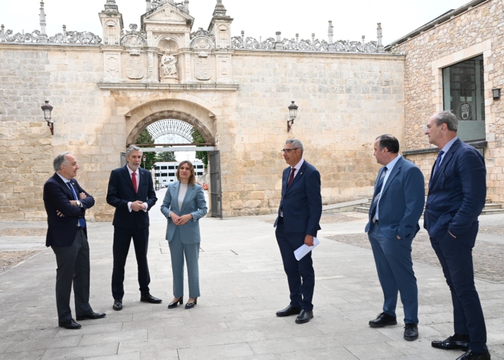 Foto 1 - Castilla y León destinará 10 millones a mejorar la relación entre los ámbitos empresarial y académico