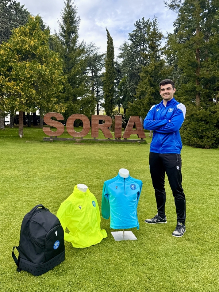 El CD Calasanz de Soria ‘ficha’ a Macron para las indumentaria deportiva | Imagen 1