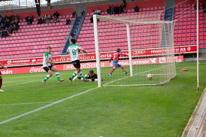 Numancia vs Rayo Cantabria