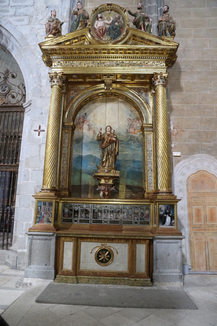 Foto 2 - Restaurados dos retablos de la iglesia parroquial de San Sebastián en Villacastín