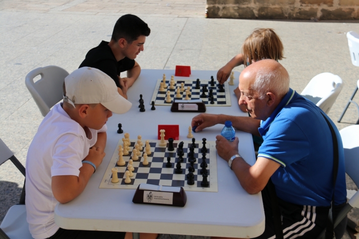 47 jugadores en el torneo de ajedrez de Duruelo | Imagen 1