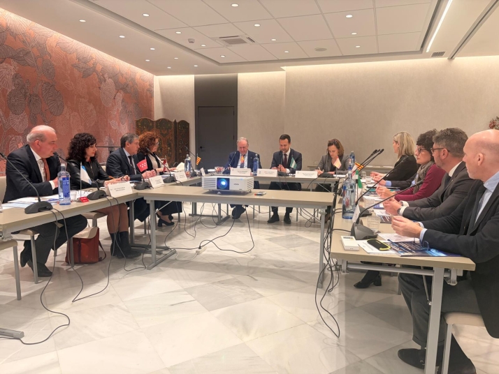 Las señales inteligentes evitan uno de cada cinco accidentes con animales en las carreteras autonómicas, según la Junta | Imagen 1