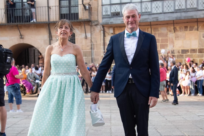 Estos han sido los looks escogidos por los jurados el mi&eacute;rcoles de 'El Preg&oacute;n' 2025 | Imagen 2