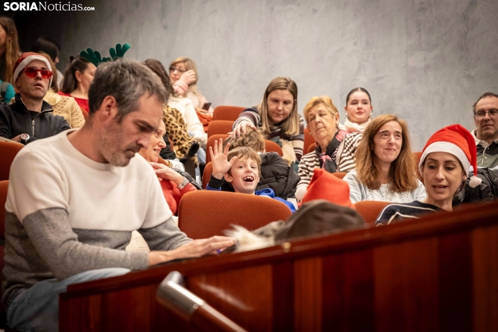 EN FOTOS | La magia de la Navidad llena el Palacio de la Audiencia con el concierto solidario de Cruz Roja