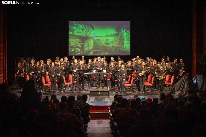 EN FOTOS | La magia de la Navidad llena el Palacio de la Audiencia con el concierto solidario de Cruz Roja