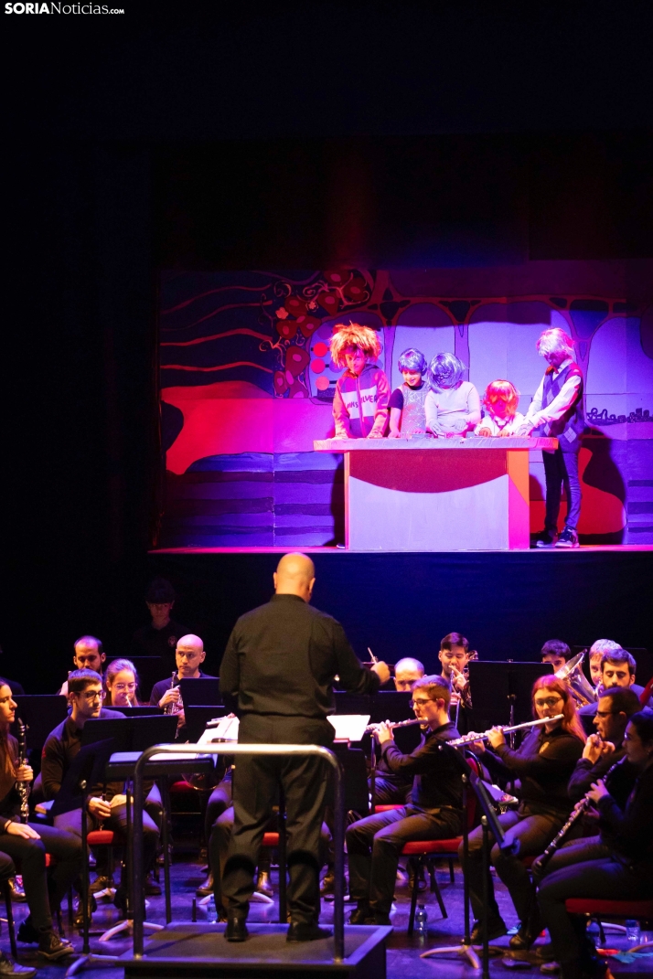 EN FOTOS | La magia de la Navidad llena el Palacio de la Audiencia con el concierto solidario de Cruz Roja