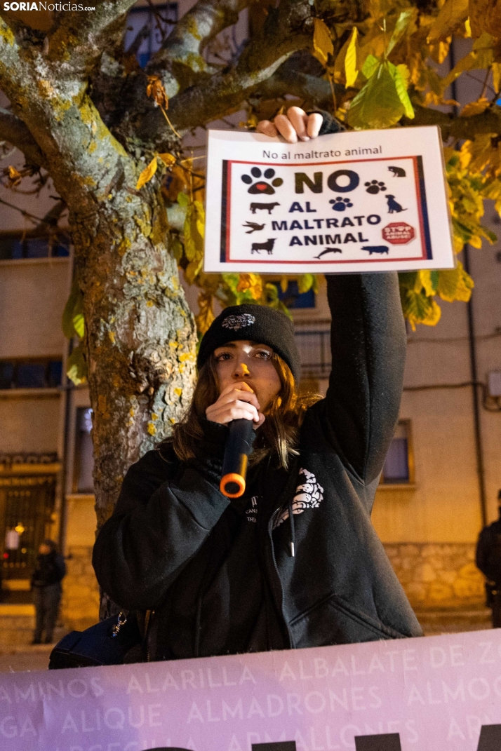 Manifestación PACMA Toro Jubilo./ Viksar Fotografía