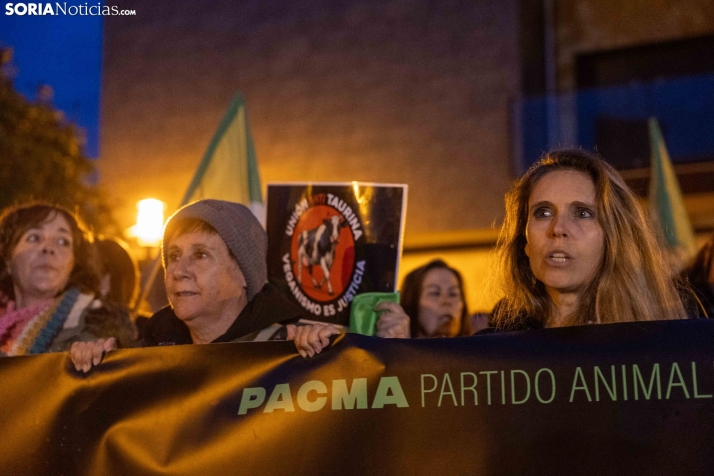 Manifestación PACMA Toro Jubilo./ Viksar Fotografía