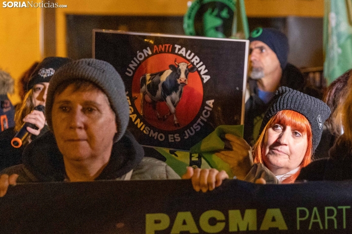 Manifestación PACMA Toro Jubilo./ Viksar Fotografía