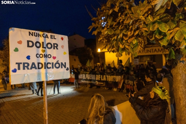 Manifestación PACMA Toro Jubilo./ Viksar Fotografía