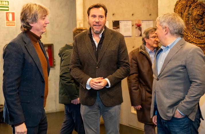 Óscar Puente: "Con el modelo del PP, las autovías y trenes en Castilla y León solo sirven para expulsar gente"