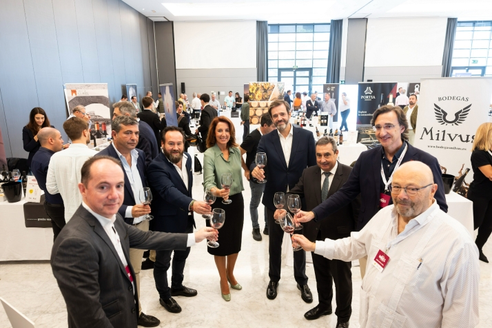 Foto 2 - La Junta promociona la calidad y diversidad de los vinos de 65 bodegas de Castilla y León entre profesionales del sector de Málaga y alrededores 