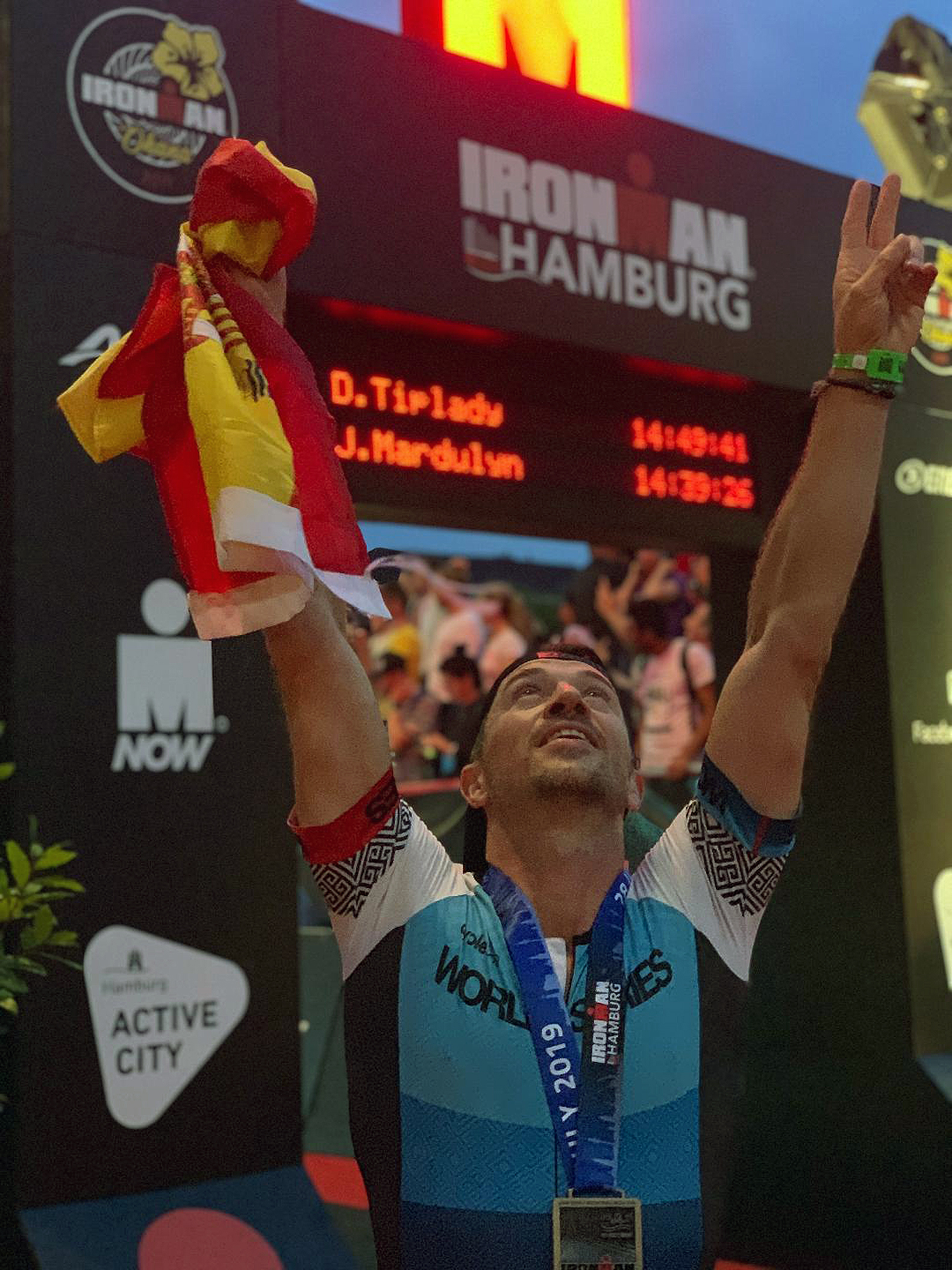 El soriano V&iacute;ctor Corch&oacute;n finaliza el Ironman de Hamburgo  | Imagen 1